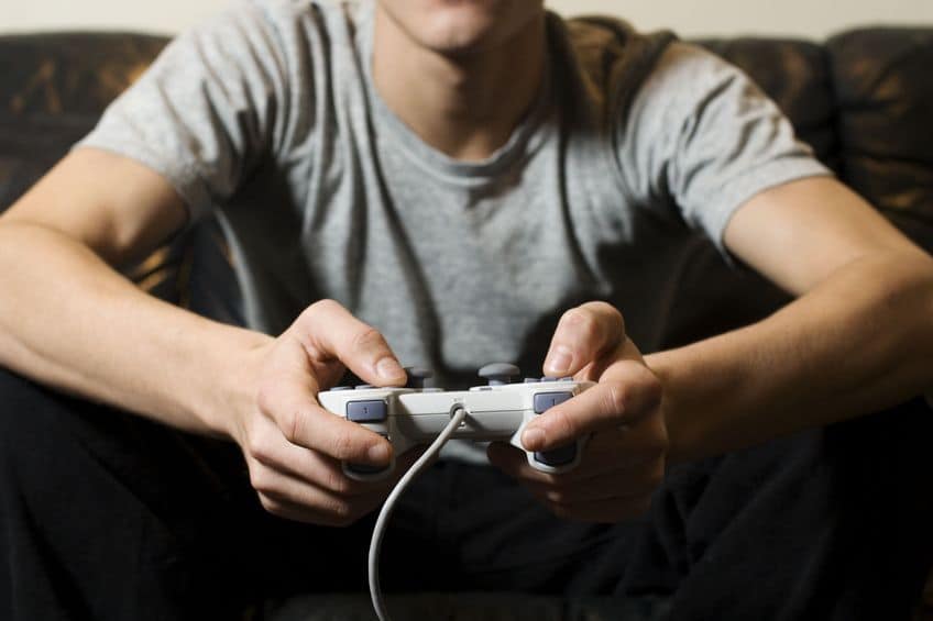 teen addicted to video games